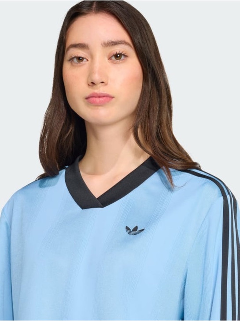 Adicolor Long Sleeve Tee - 2000s Soccer Inspired ✨-NWT[·SOLD OUT EVERYWHERE·] - Picture 6 of 9